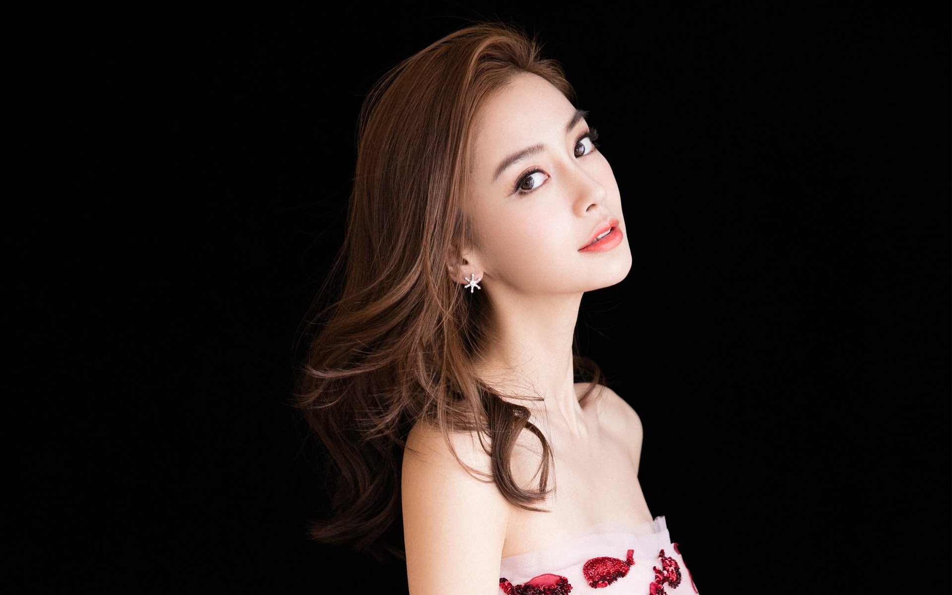 中立队悍将普里戈达完美发挥，中立队悍将普里戈达完美发挥图片
