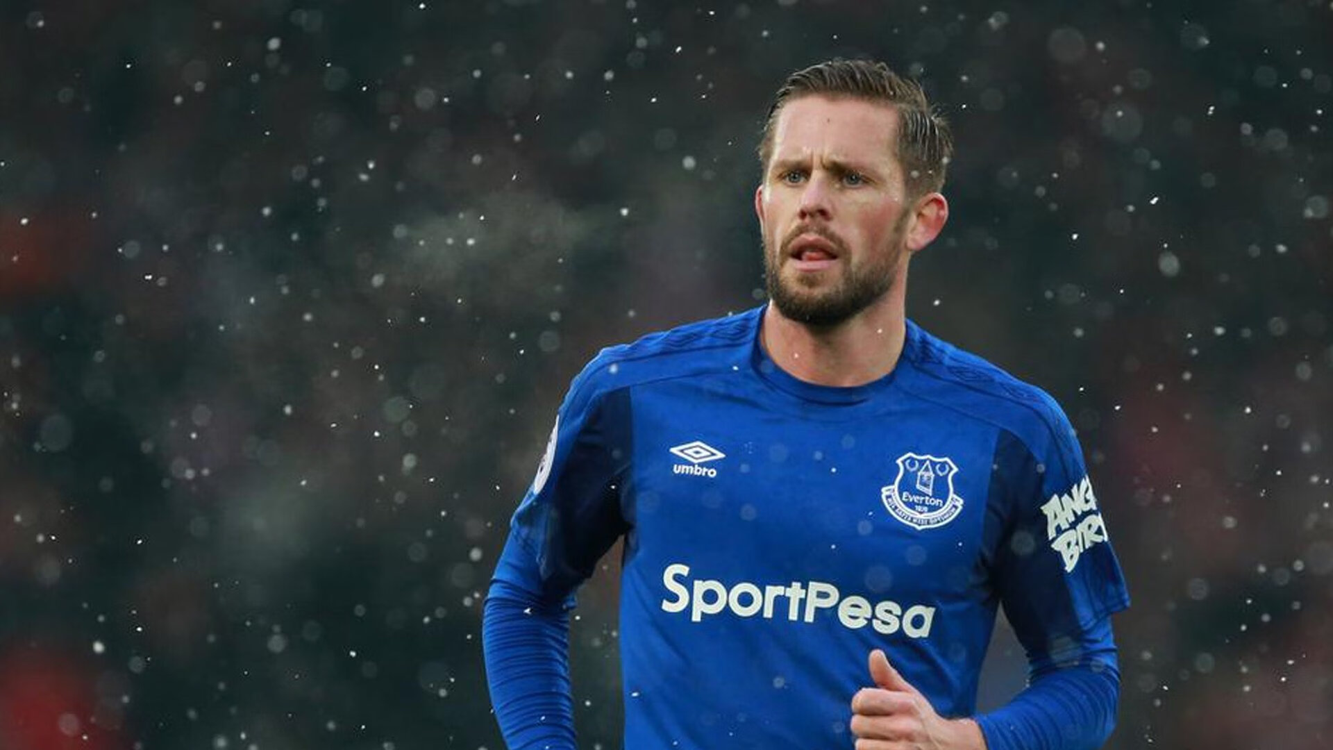 史上最“燃”关键三分:一球点燃全场激情!,一分钟三分球世界纪录